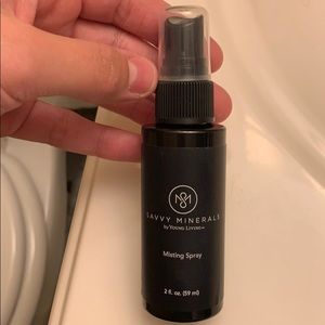 New savvy minerals misting spray